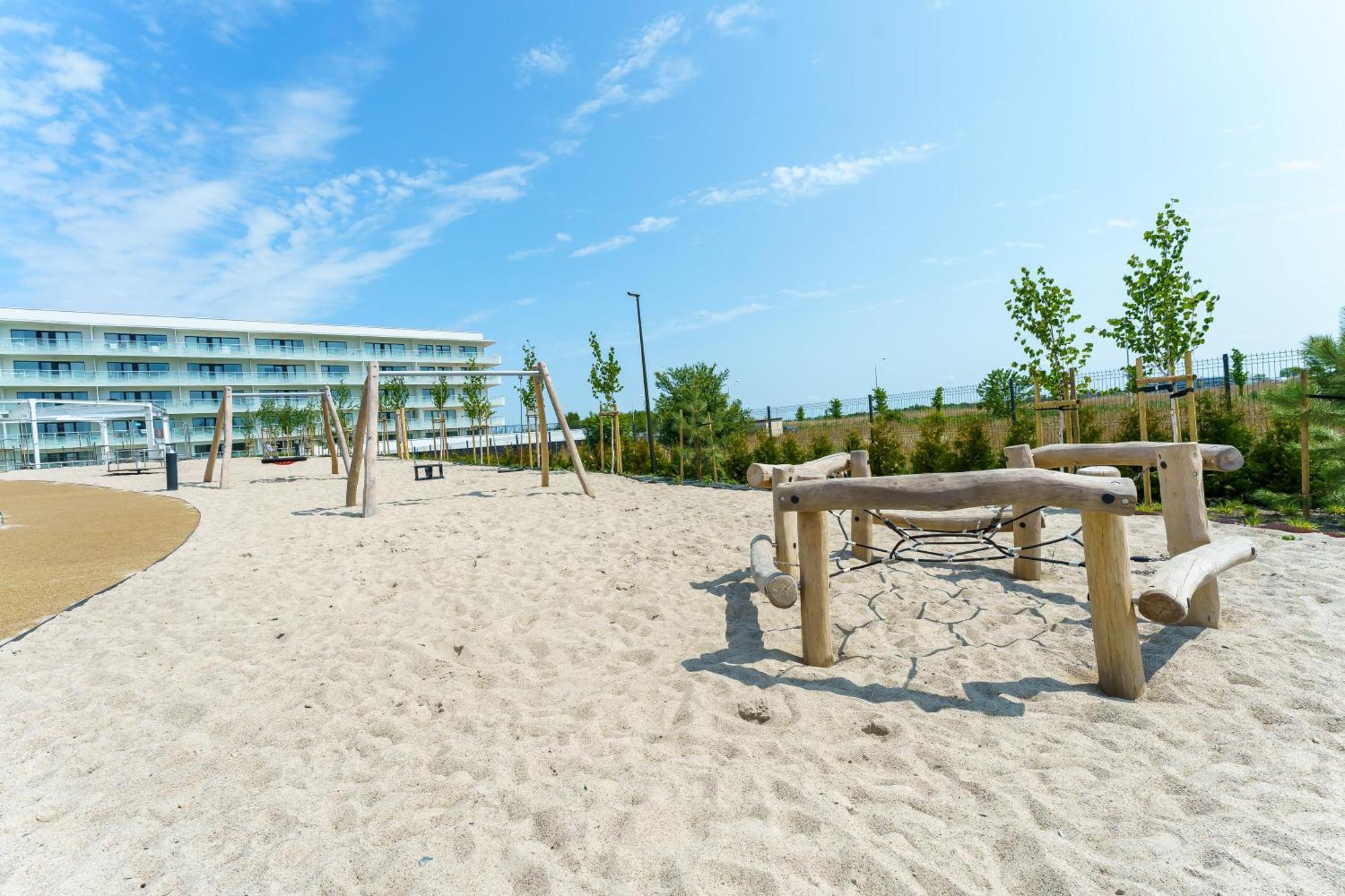 Polanki Aqua Apartamenty Z Basenem I Wellness Idealne Dla Rodzin Kołobrzeg Exteriör bild